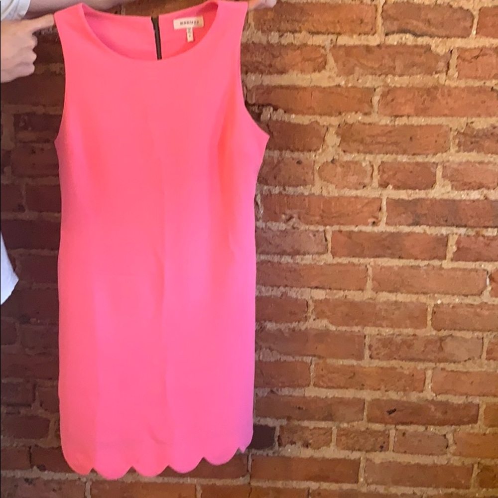 NWOT pink dress with scallop